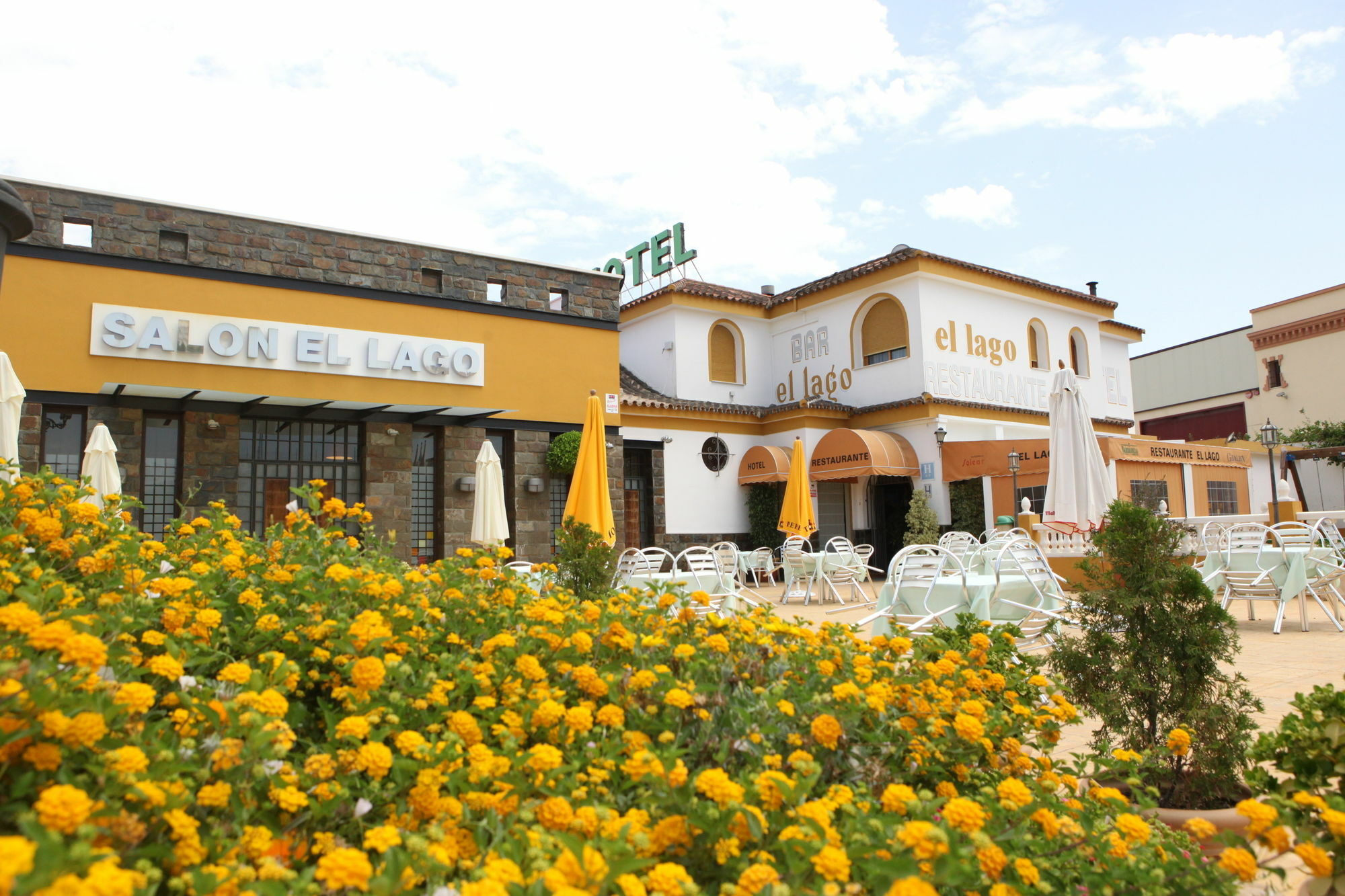 Hotel Restaurante El Lago Arcos de la Frontera Exterior foto